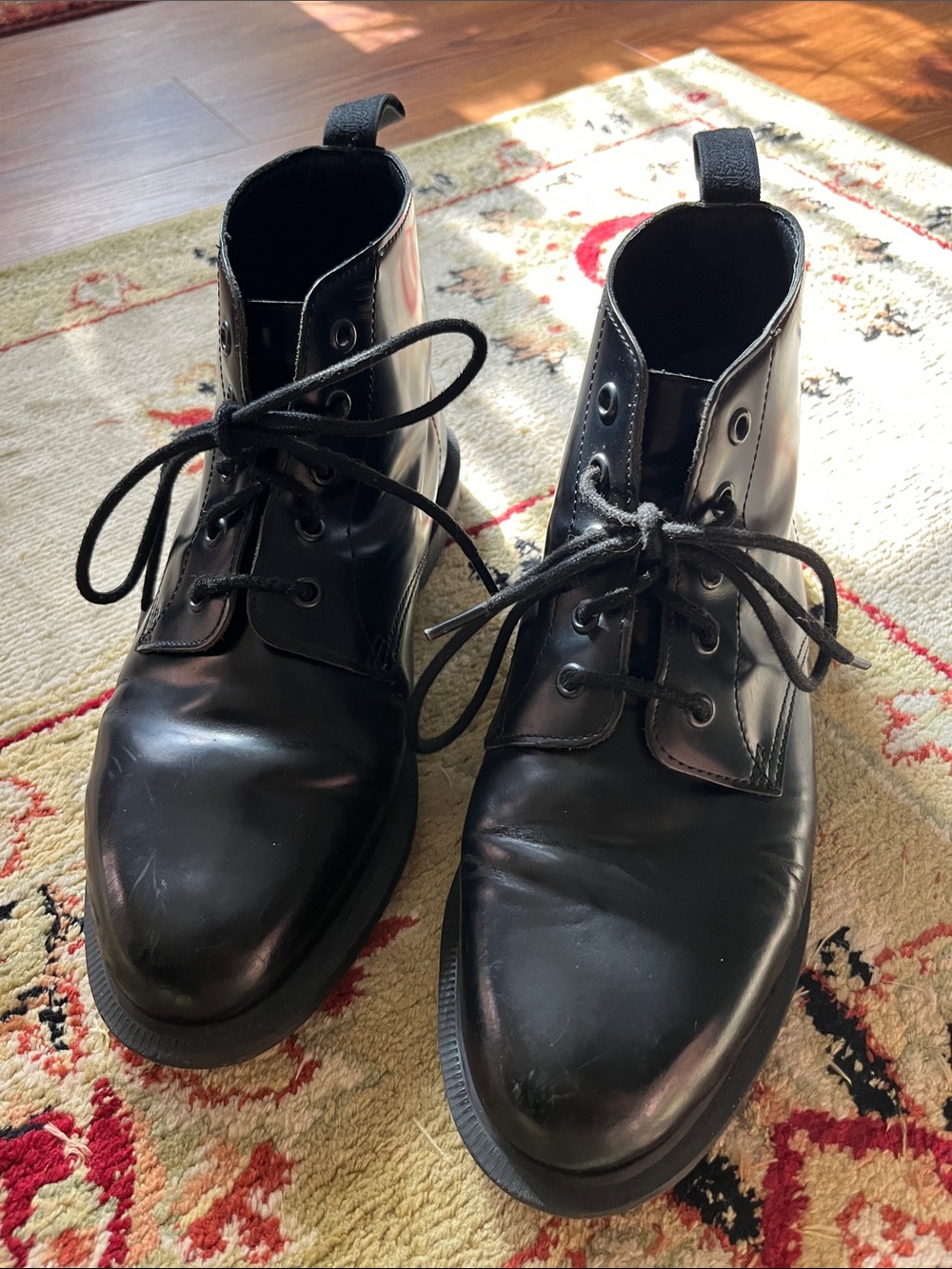 Doc Marten Emmaline Chelsea Boots